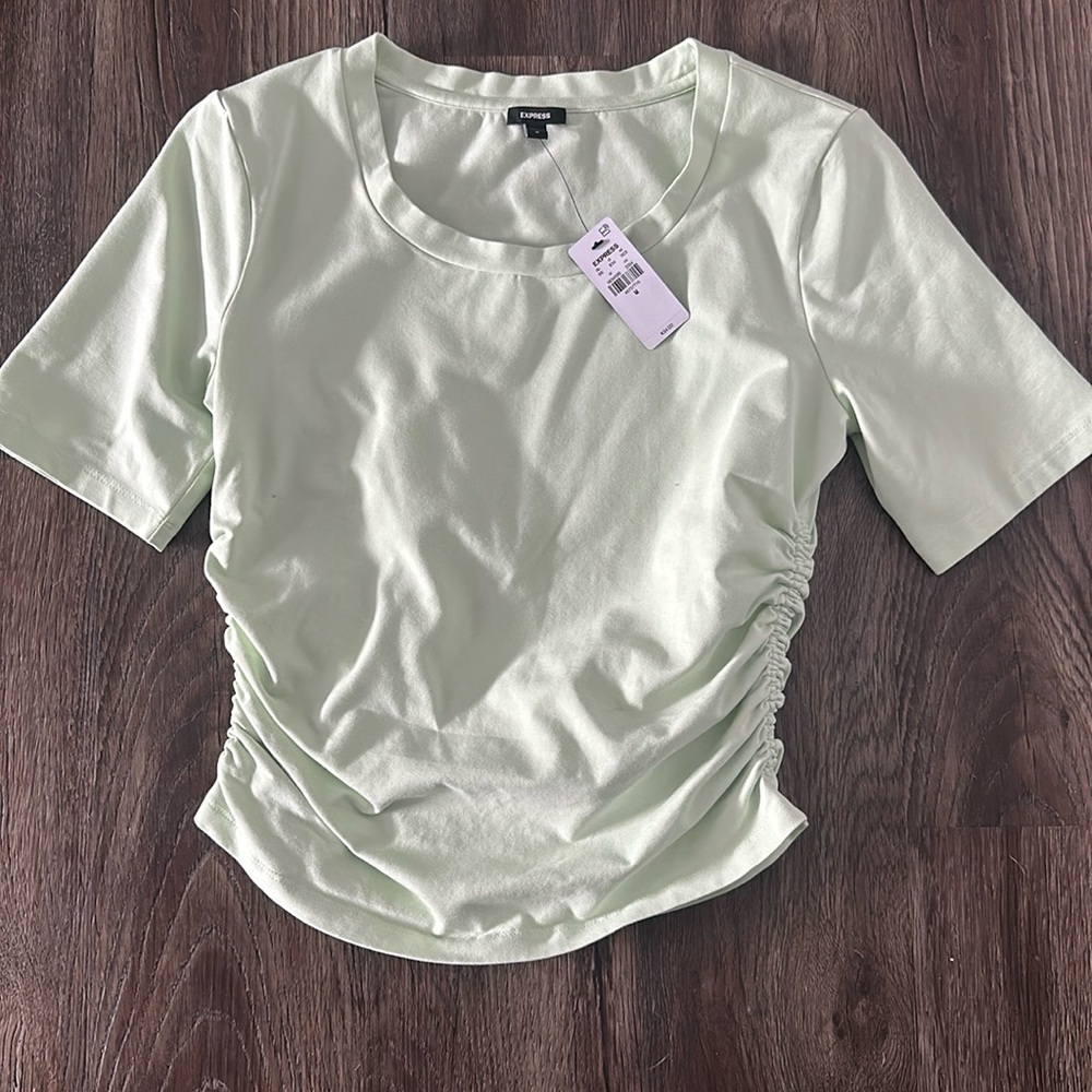 🆕 NWT Express Crop Top